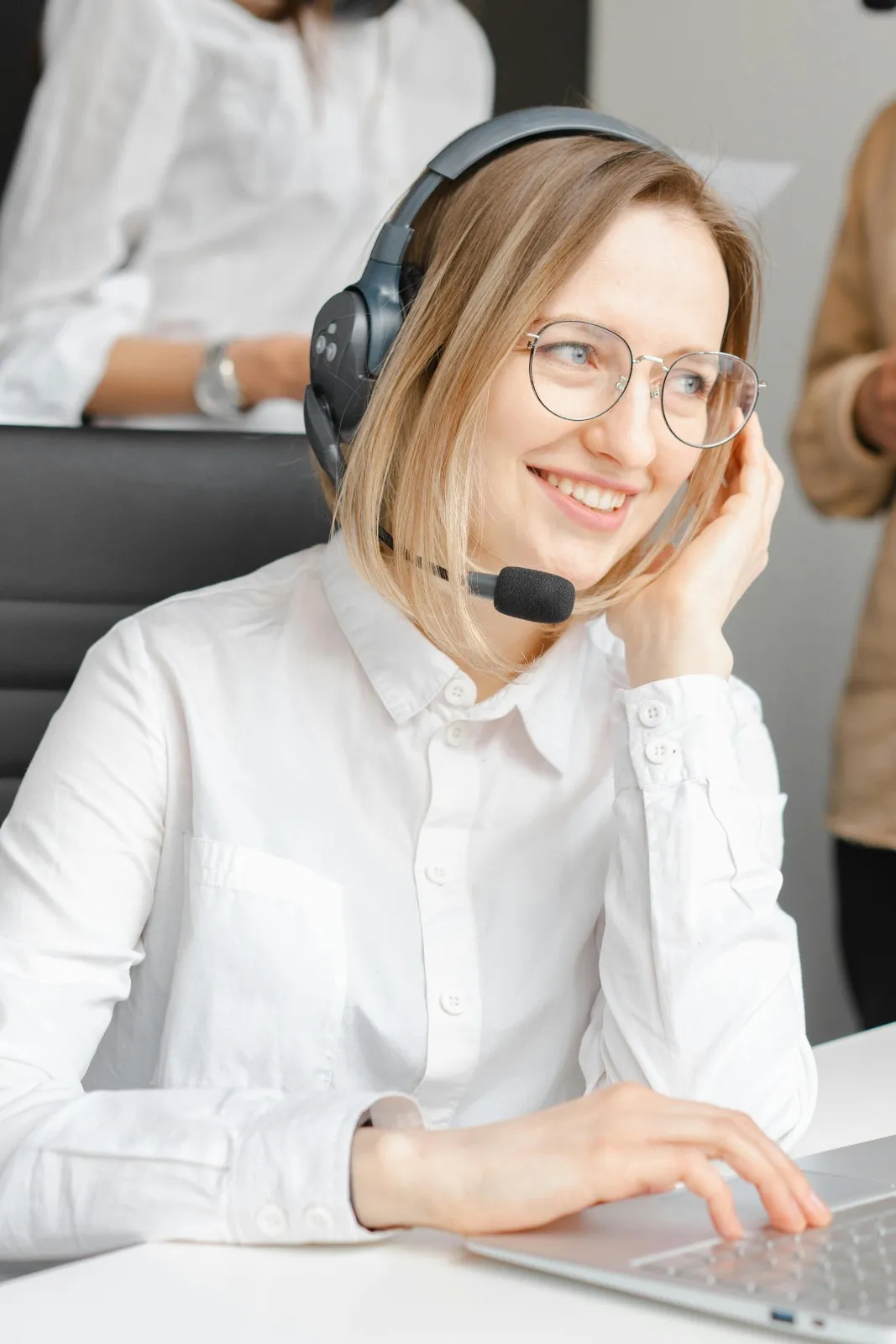 Qinux BreezaMax Customer Support